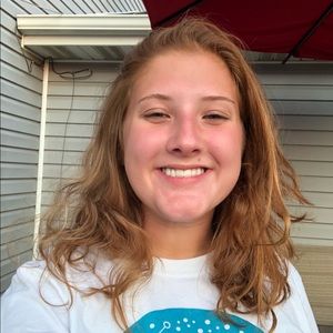 Meet your Posher, Brooke